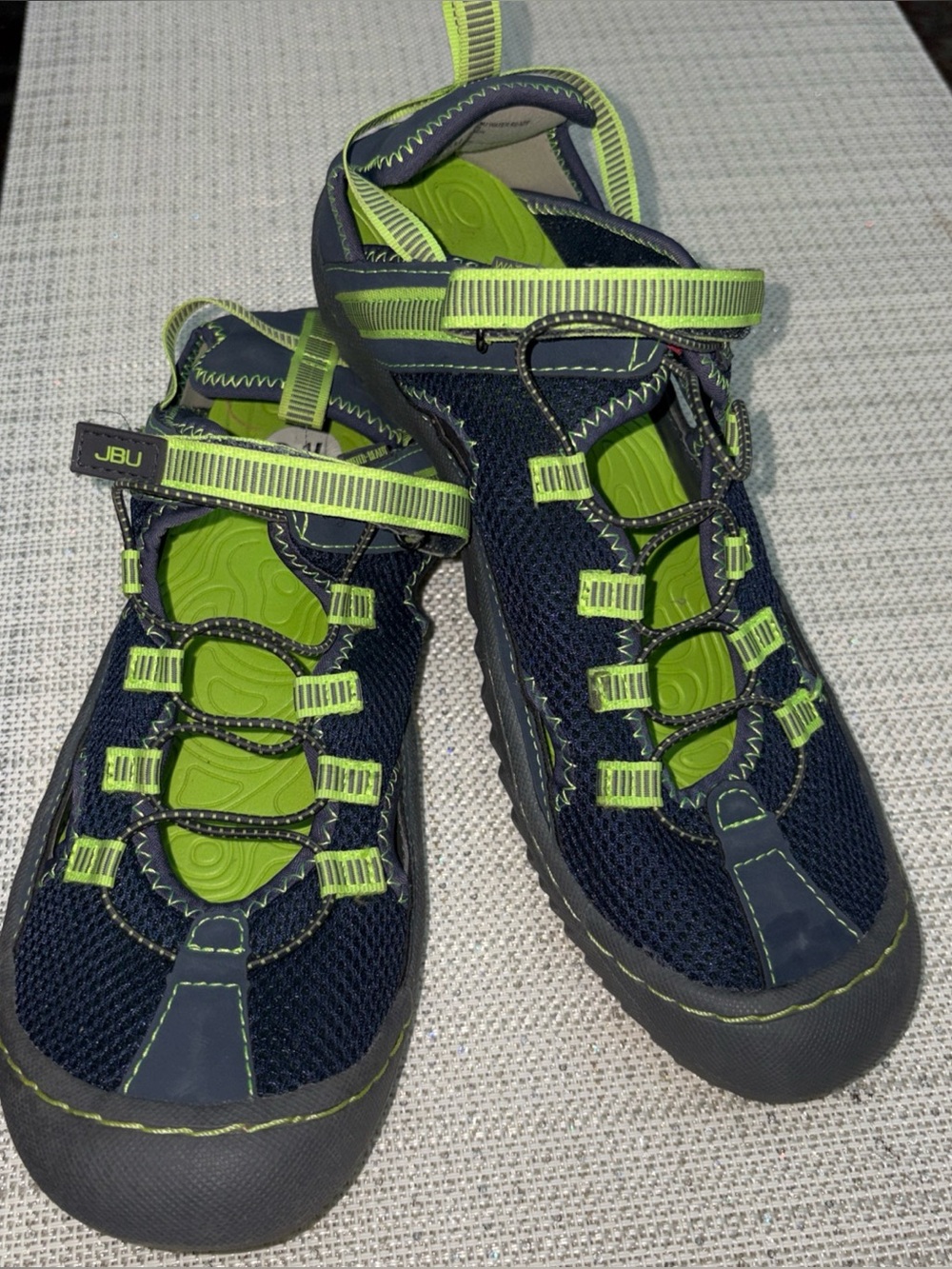 JBU unisex  Navy and Lime Water Shoes